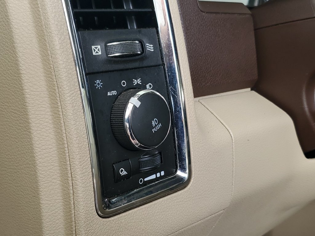 Used 2018 RAM 3500 Laramie AWD/4WD image 22
