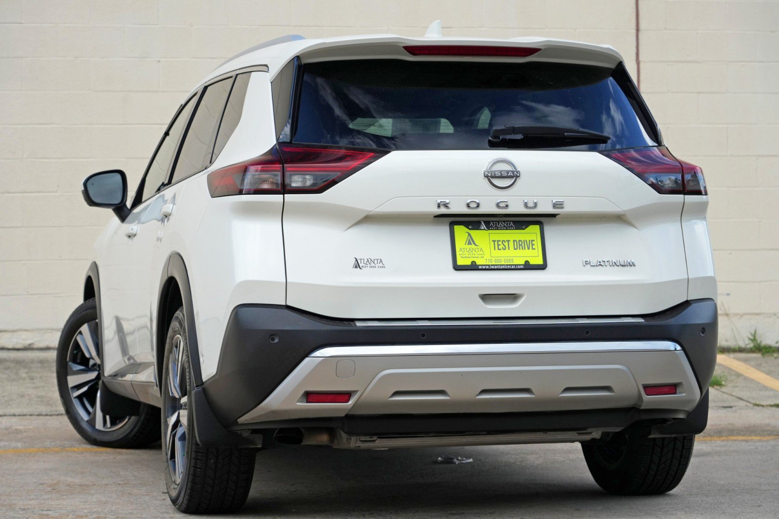 Used 2023 Nissan Rogue Platinum FWD image 5
