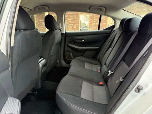 Used 2021 Nissan Sentra SV image 14