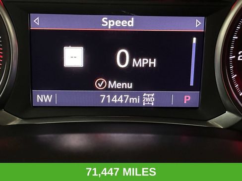 Used 2021 GMC Acadia SLT w/ Trailering Package AWD/4WD image 3