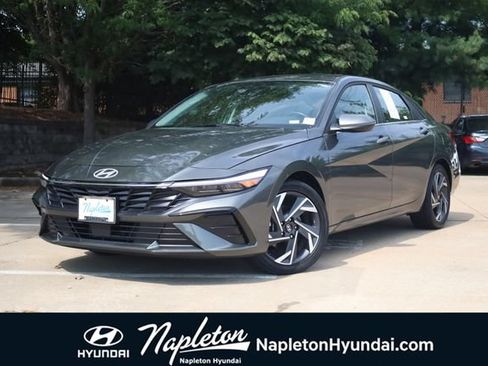 Certified 2025 Hyundai Elantra Limited FWD image 1