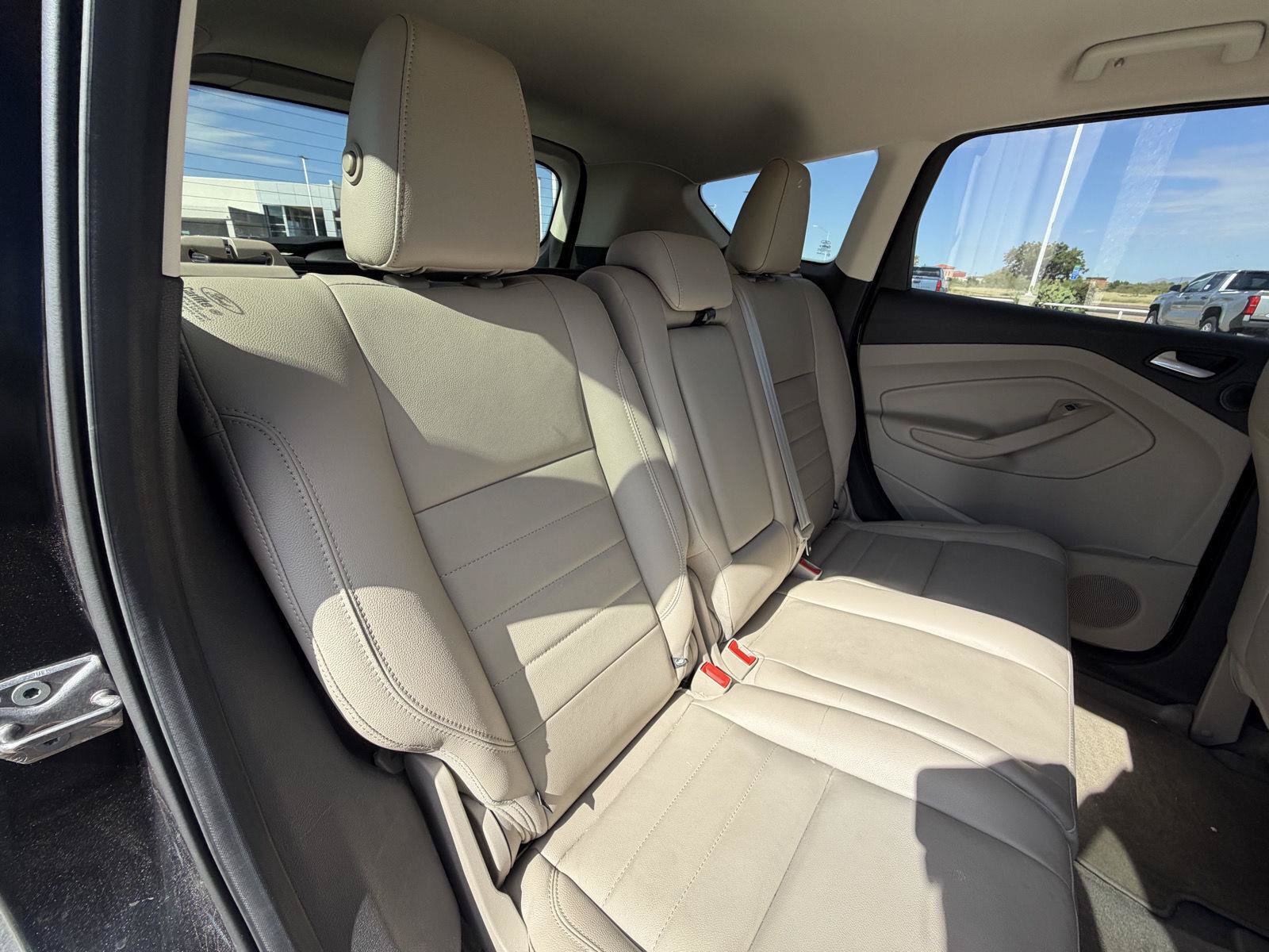 Used 2014 Ford Escape Titanium w/ Equipment Group 401A FWD image 19