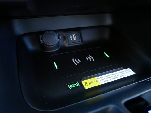 Certified 2025 Toyota RAV4 XLE w/ Convenience Package image 29