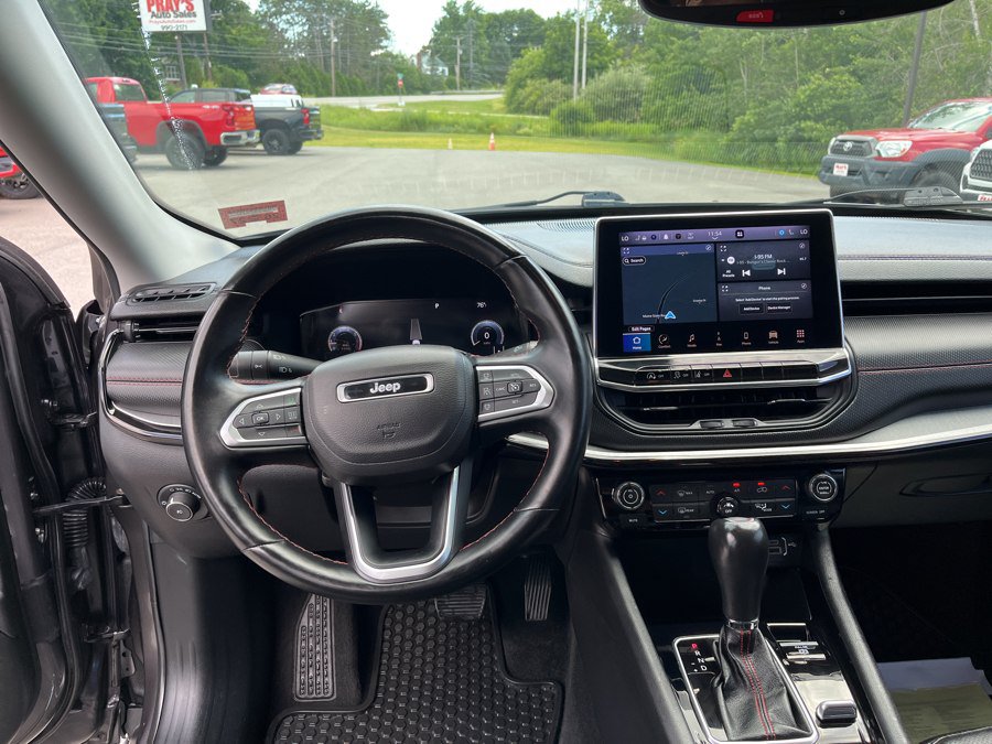 Used 2022 Jeep Compass Trailhawk w/ Trailhawk Elite Group AWD/4WD image 9