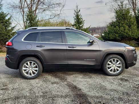 Certified 2017 Jeep Cherokee Limited image 7