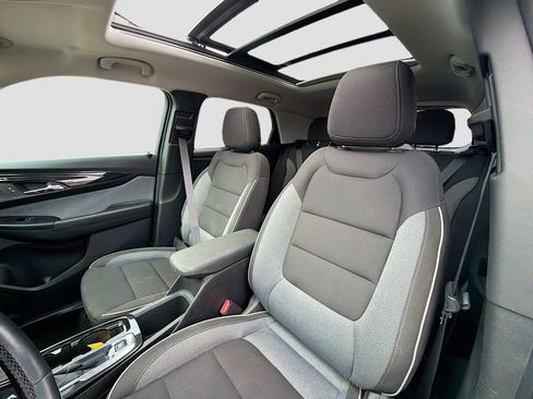 Used 2024 Chevrolet TrailBlazer LT w/ Convenience Package image 19