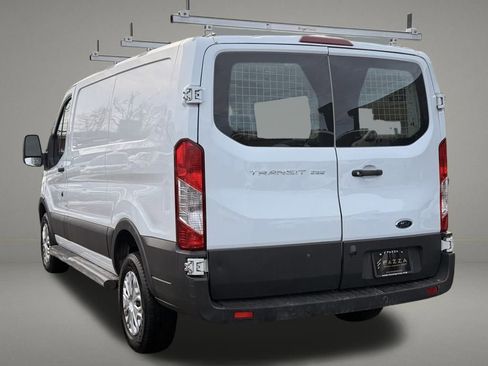 Used 2018 Ford Transit 250 130 Low Roof w/ Exterior Upgrade Package image 3
