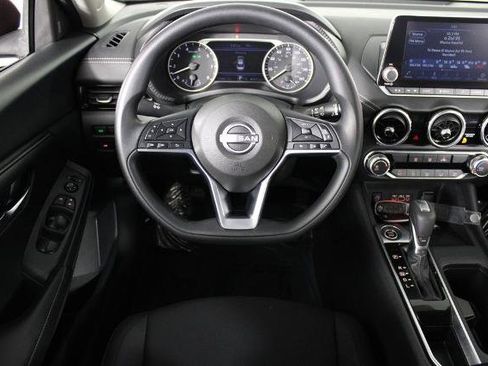 Certified 2024 Nissan Sentra SV image 7