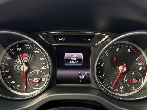 Used 2019 Mercedes-Benz GLA 250 4MATIC image 18