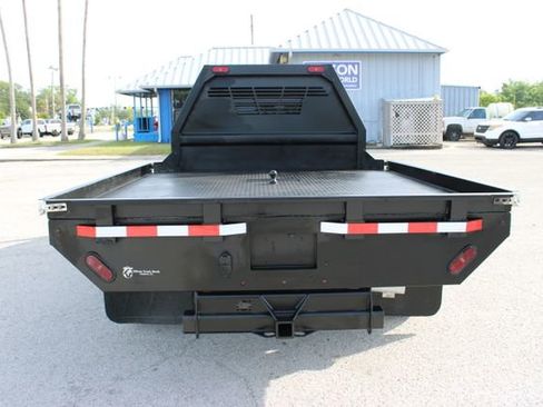 Used 2024 RAM 3500 Tradesman w/ Chrome Appearance Group AWD/4WD image 9