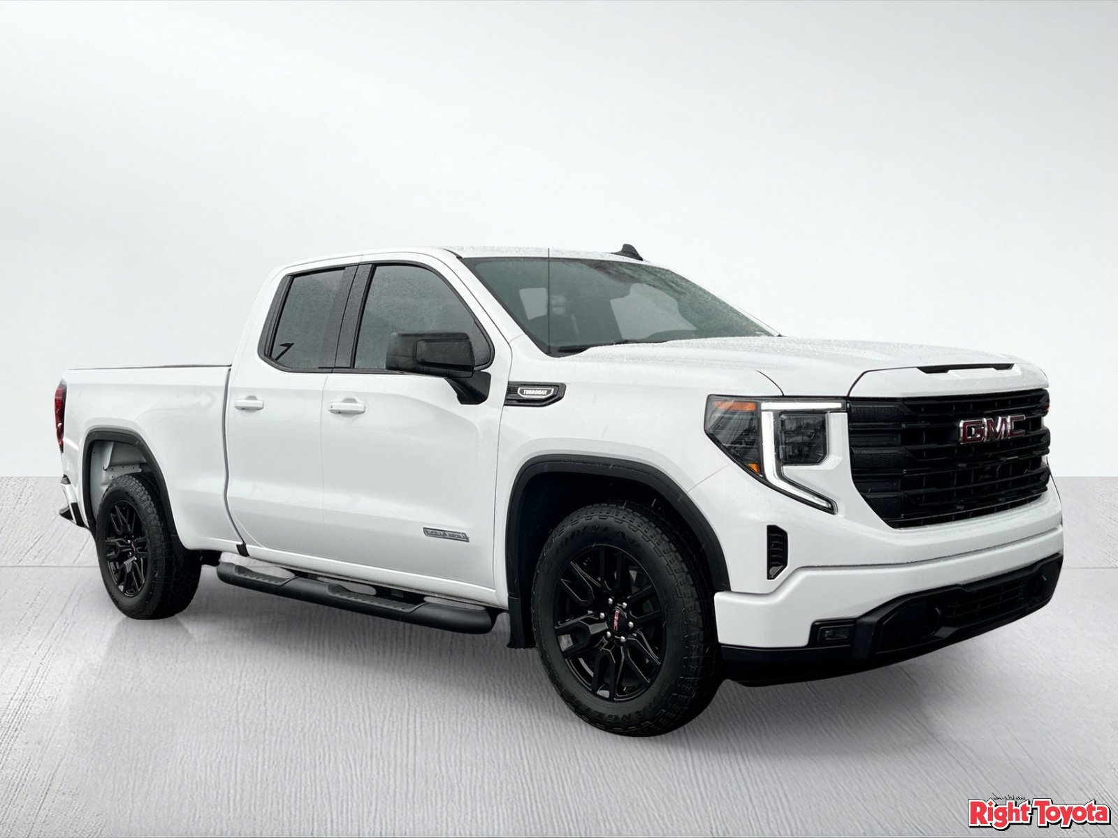 Used 2026 GMC Sierra 1500 Elevation w/ Elevation Select Package RWD image 8
