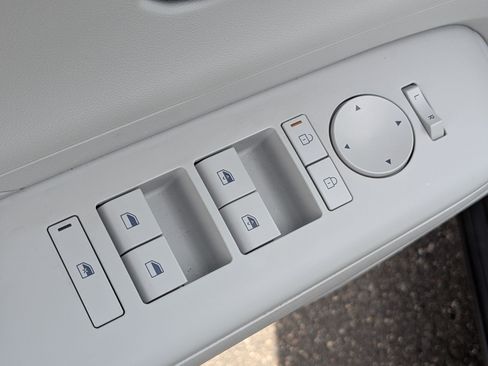 Certified 2026 Hyundai Kona SEL Sport FWD image 12