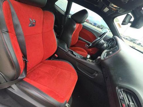Used 2022 Dodge Challenger R/T Scat Pack RWD image 12