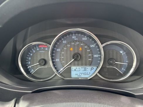 Used 2016 Toyota Corolla LE image 26