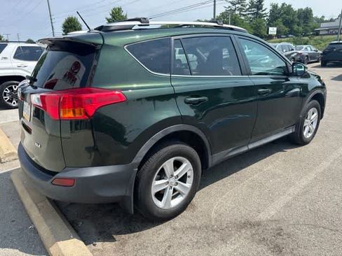 Used 2013 Toyota RAV4 XLE FWD image 4