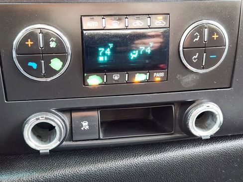 Used 2008 GMC Sierra 1500 SLE w/ Power Pack Plus AWD/4WD image 21