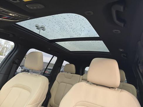 New 2025 Jeep Grand Cherokee Limited image 7