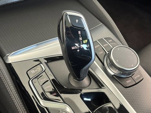 Used 2023 BMW 530e w/ Executive Package RWD image 18