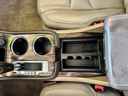 Used 2014 GMC Acadia Denali FWD image 16