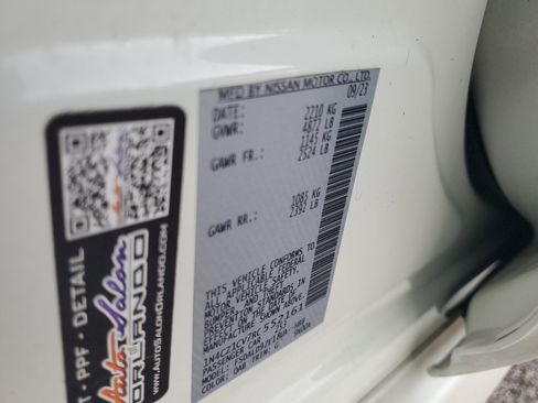 Certified 2024 Nissan Leaf SV Plus image 30