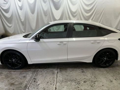 Certified 2025 Honda Civic Sport image 5