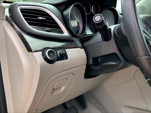 Used 2014 Buick Encore Convenience FWD image 33