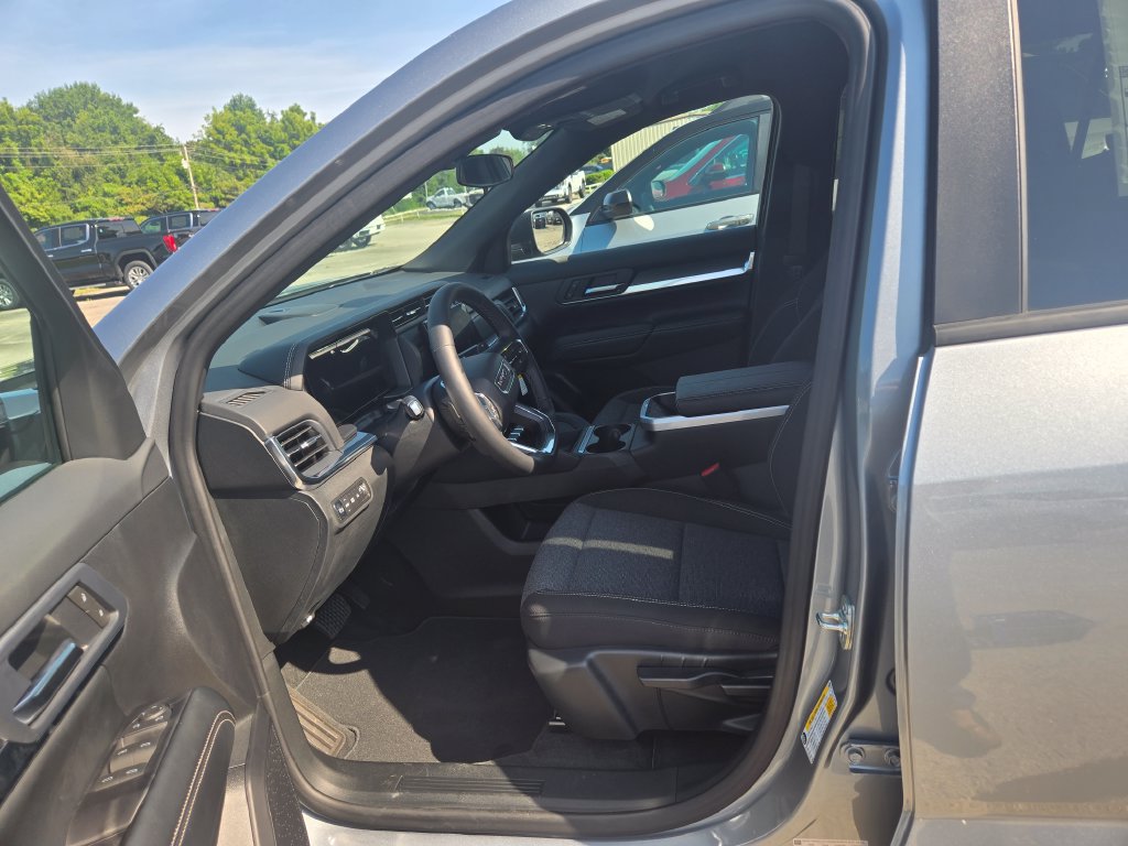 New 2026 GMC Terrain Elevation FWD image 7