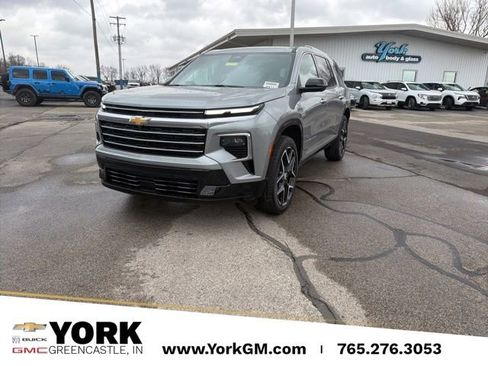 New 2026 Chevrolet Traverse High Country FWD image 1