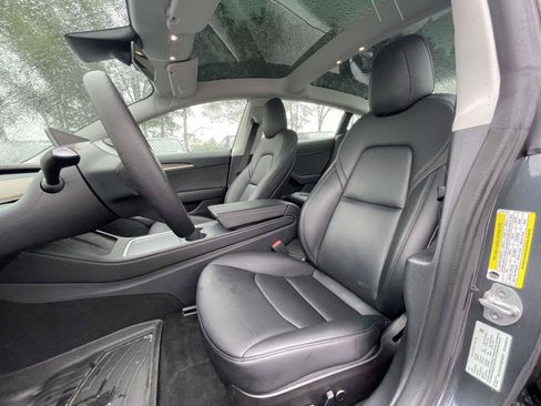 Used 2022 Tesla Model 3 Performance AWD/4WD image 17