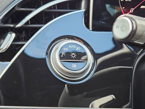 New 2026 Mercedes-Benz E 53 AMG e 4MATIC Sedan image 23