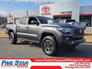 Used 2020 Toyota Tacoma TRD Sport video 1