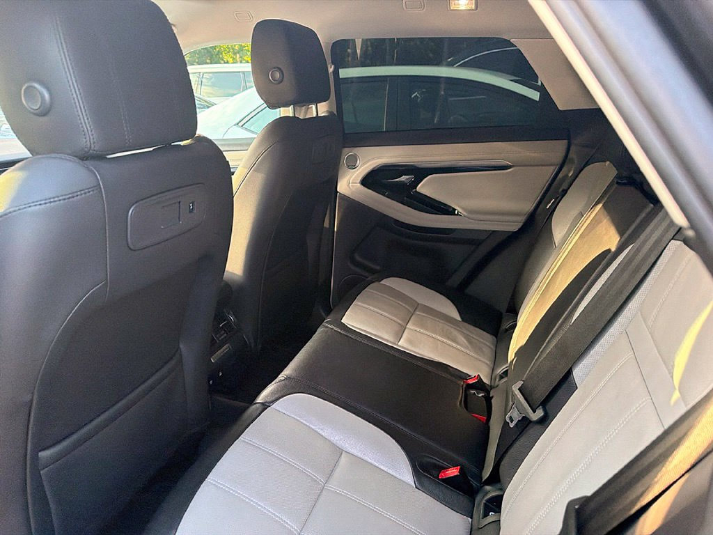 Used 2020 Land Rover Range Rover Evoque R-Dynamic SE AWD/4WD image 8