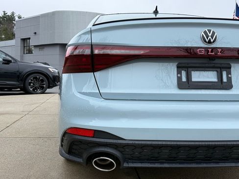 New 2026 Volkswagen Jetta GLI Autobahn FWD image 15