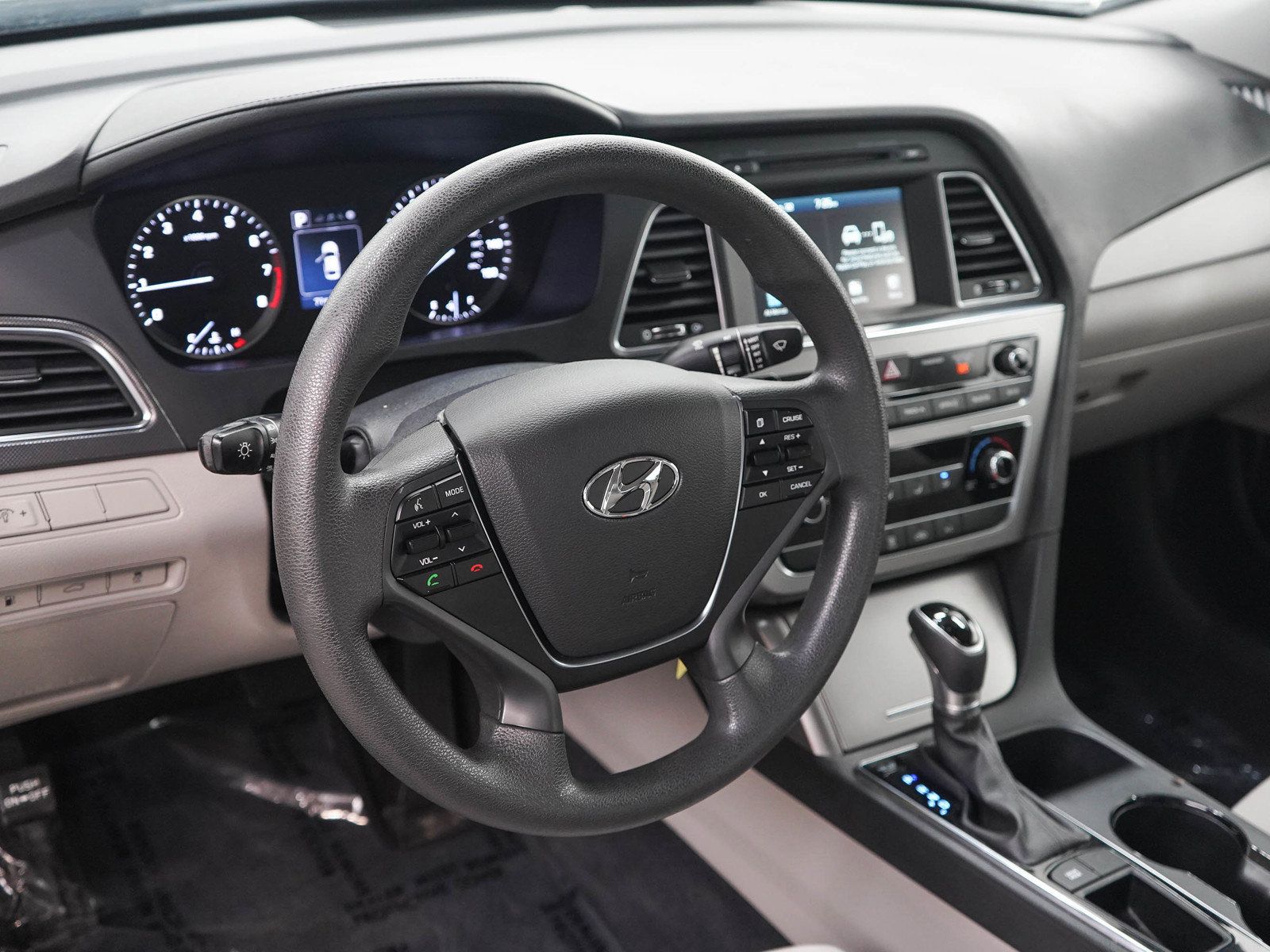 Used 2017 Hyundai Sonata Sport FWD image 19