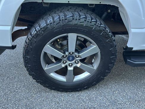 Used 2022 Ford F150 XLT w/ Equipment Group 302A High image 33