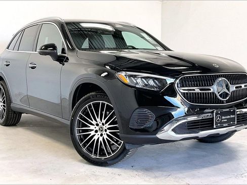 New 2026 Mercedes-Benz GLC 300 image 1