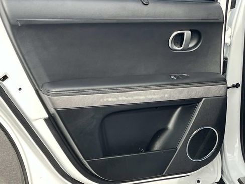 Used 2024 Hyundai Ioniq 5 Limited image 21