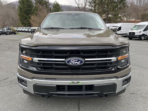 New 2025 Ford F150 XLT w/ Equipment Group 302A MID image 2