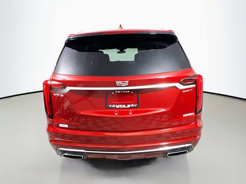 Used 2023 Cadillac XT6 Luxury image 6