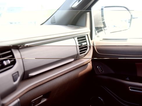 Used 2024 Ford Expedition King Ranch RWD image 19