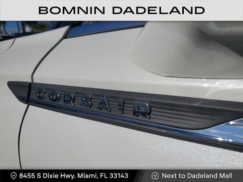 Used 2023 Lincoln Corsair Reserve image 8