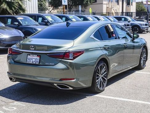 Used 2025 Lexus ES 350 w/ Premium Package FWD image 10
