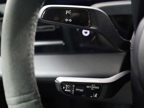 Certified 2025 Porsche Taycan image 32