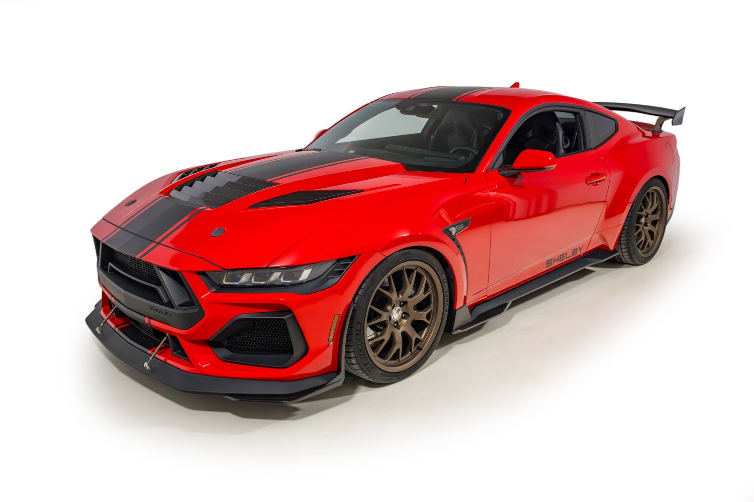 Used 2024 Ford Mustang GT Premium w/ GT Performance Package RWD image 2