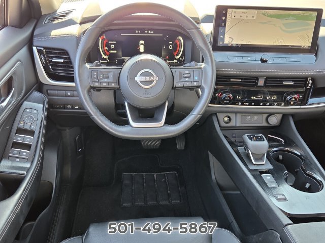 Used 2024 Nissan Rogue SL FWD image 11