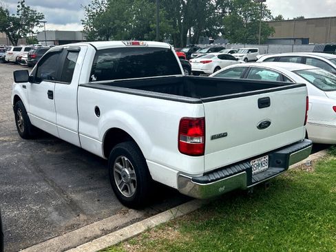 Used 2005 Ford F150 XLT image 4