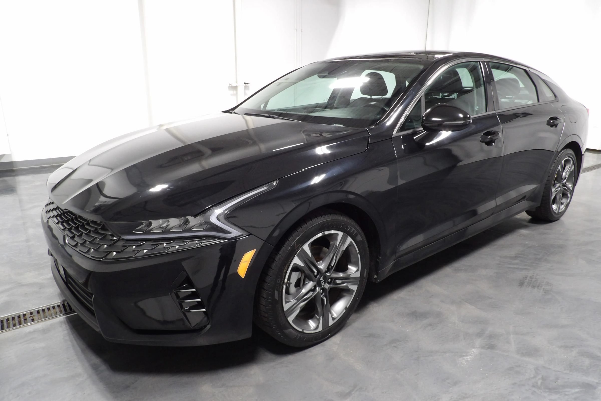 Used 2021 Kia K5 EX w/ EX Premium Package FWD image 3