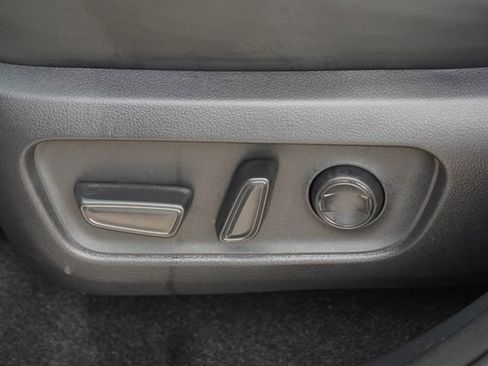 Used 2026 Toyota RAV4 XSE w/ Panoramic Sun Roof Package AWD/4WD image 20