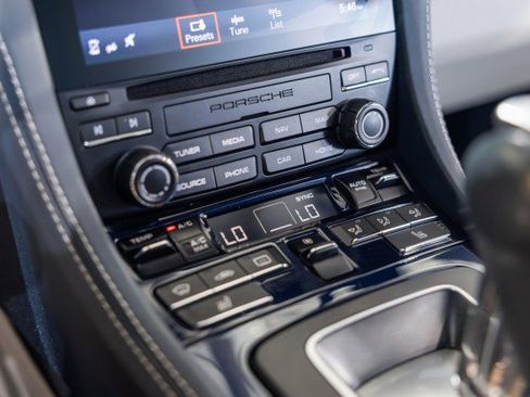 Used 2018 Porsche 718 Cayman GTS image 50