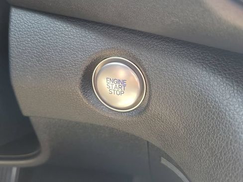 Used 2023 Hyundai Santa Fe SEL FWD image 29